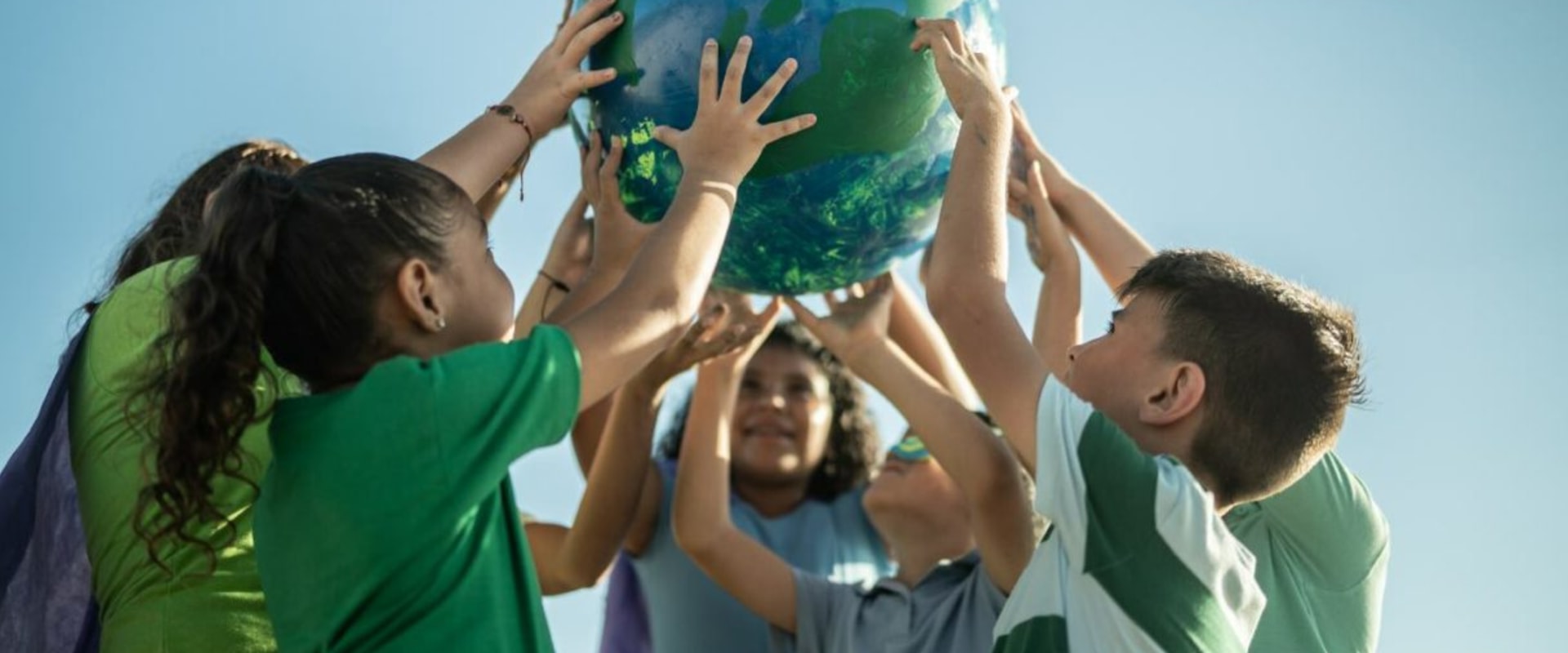 The Connection Between Outdoor Excursion Tours and Community Collaboration